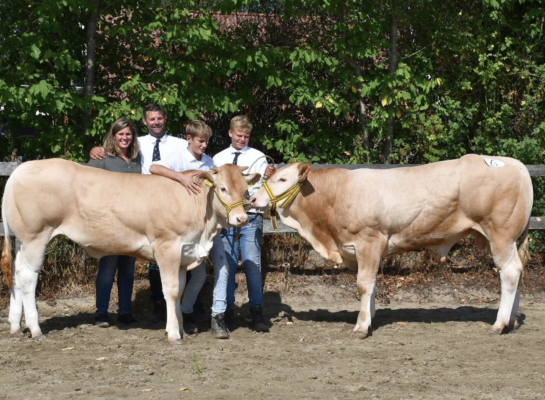 Selune van de Woeste Hoeve en Structure van de Woeste Hoeve wonnen het algemeen kampioenschap vrouwelijk en mannelijk (foto: Theo Janssen)