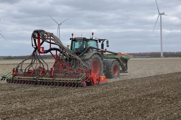 In de video vertelt Barenbrug wat de beste omstandigheden zijn om luzerne in te zaaien