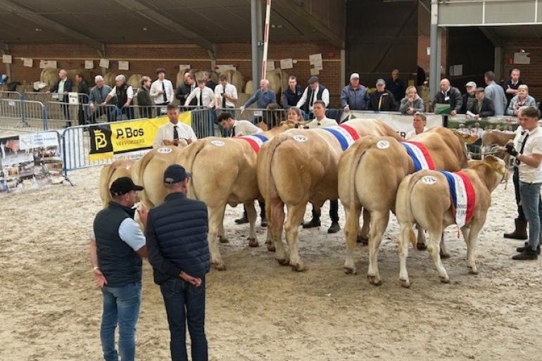 De kampioenen op een rij tijdens de NVM 2025