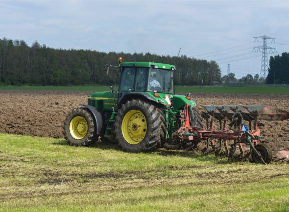 De subside behoud graslandareaal moet het scheuren van grasland voorkomen